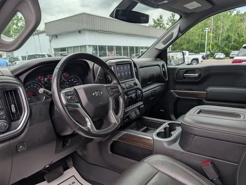 Used 2019 Chevrolet Silverado 1500 LT Trail Boss AWD/4WD image 16