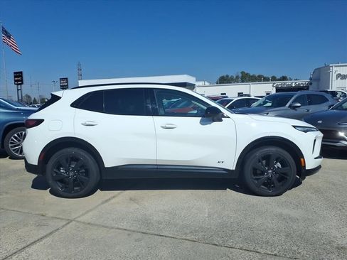 New 2026 Buick Envision Sport Touring image 8