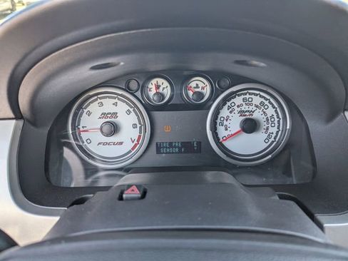 Used 2010 Ford Focus SES image 29