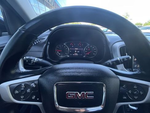 Certified 2024 GMC Terrain SLT w/ Infotainment Package II AWD/4WD image 12