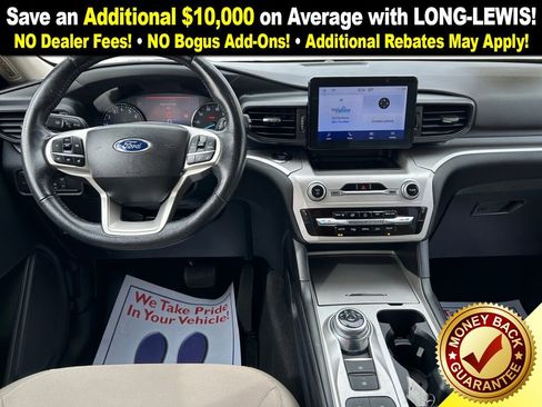 Used 2022 Ford Explorer XLT image 17