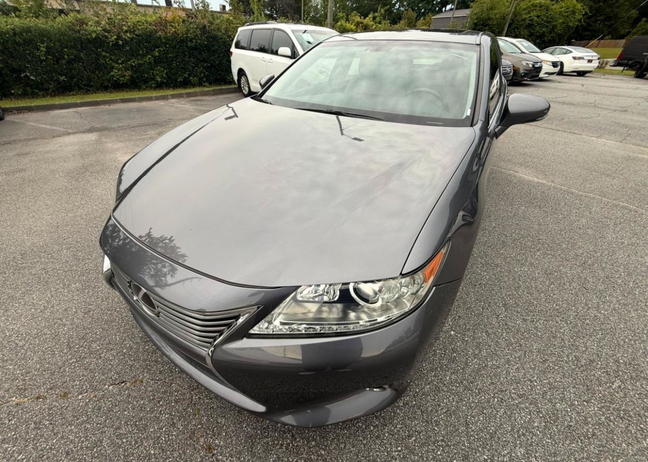 Used 2014 Lexus ES 350 w/ Luxury Package FWD image 29
