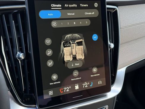 New 2026 Volvo XC90 B6 Ultra w/ Protection Package Premier image 21