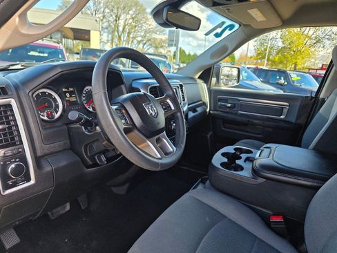 Used 2021 RAM 1500 Classic SLT w/ Protection Group AWD/4WD image 9