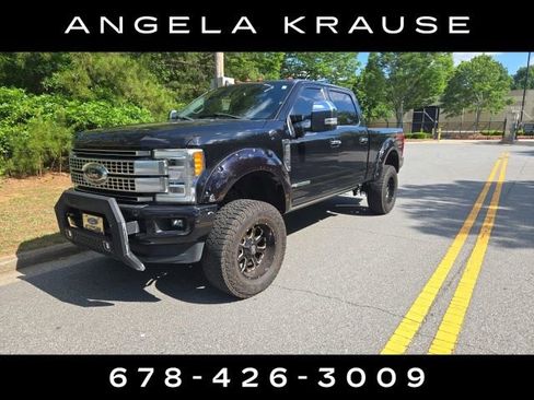 Used 2019 Ford F250 Platinum w/ Platinum Ultimate Package AWD/4WD image 1