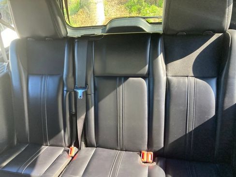 Used 2017 Lincoln Navigator L Select AWD/4WD image 13