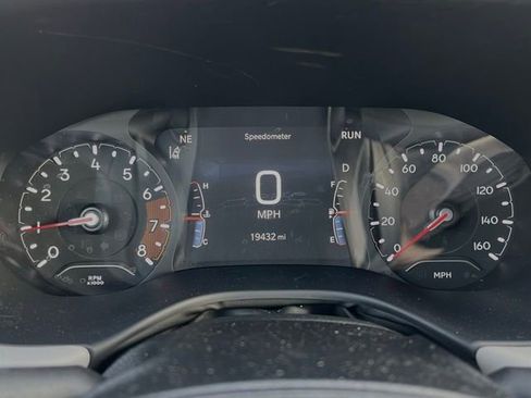 Used 2024 Jeep Compass Limited image 11