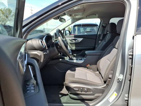 Used 2025 Chevrolet Blazer LT image 18