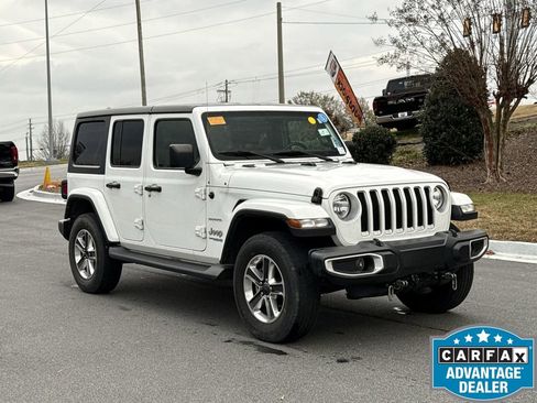 Used 2021 Jeep Wrangler Unlimited Sahara image 7