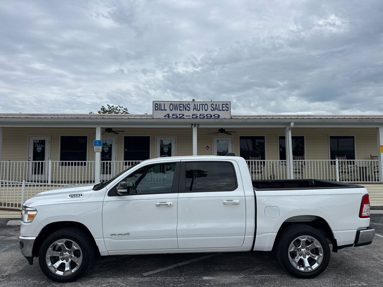 Used 2019 RAM 1500 Big Horn AWD/4WD image 2