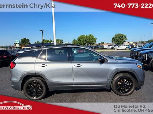 Used 2020 GMC Terrain SLE w/ Driver Convenience Package AWD/4WD image 25