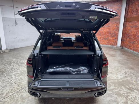 New 2026 BMW X7 xDrive40i image 27