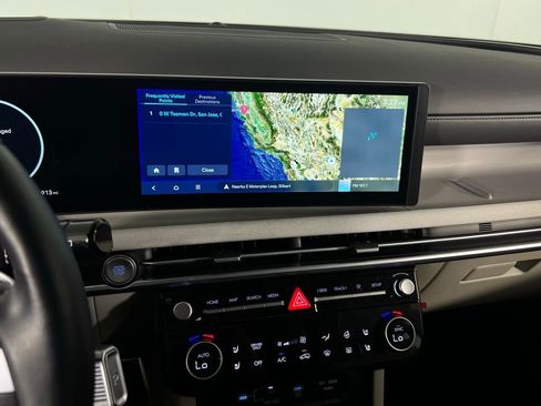 Used 2025 Hyundai Tucson Limited image 19