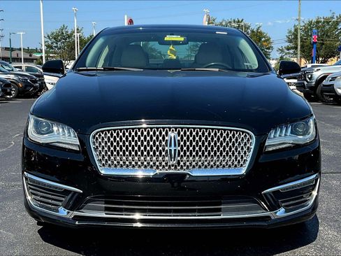 Used 2017 Lincoln MKZ Premiere FWD image 2