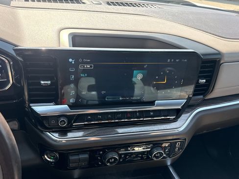 Certified 2023 Chevrolet Silverado 1500 LTZ w/ LTZ Premium Package AWD/4WD image 19