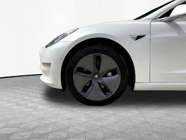 Used 2020 Tesla Model 3 Standard Range Plus RWD image 32