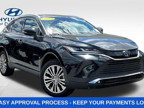 Used 2023 Toyota Venza XLE AWD/4WD image 3