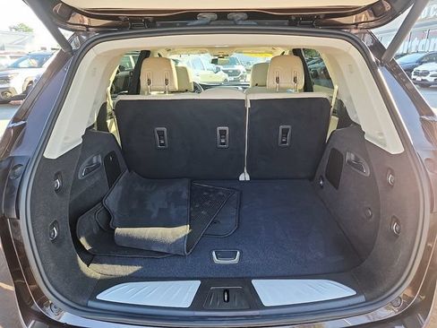 Certified 2020 Buick Envision Essence FWD image 29