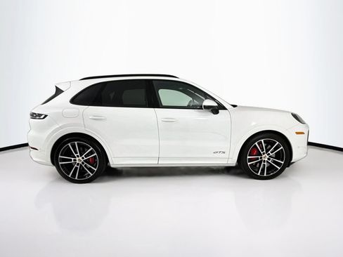 Certified 2025 Porsche Cayenne GTS w/ Premium Package Plus AWD/4WD image 8