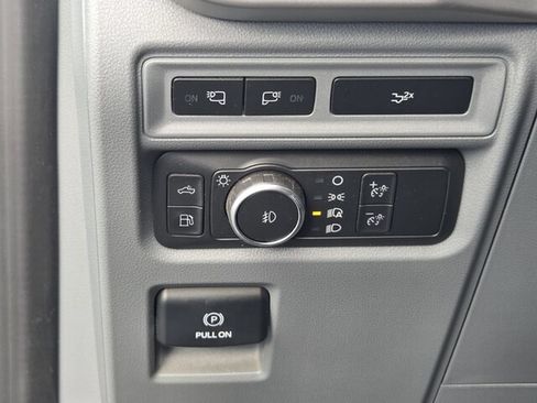 Used 2022 Ford F150 XLT w/ Equipment Group 302A High RWD image 12