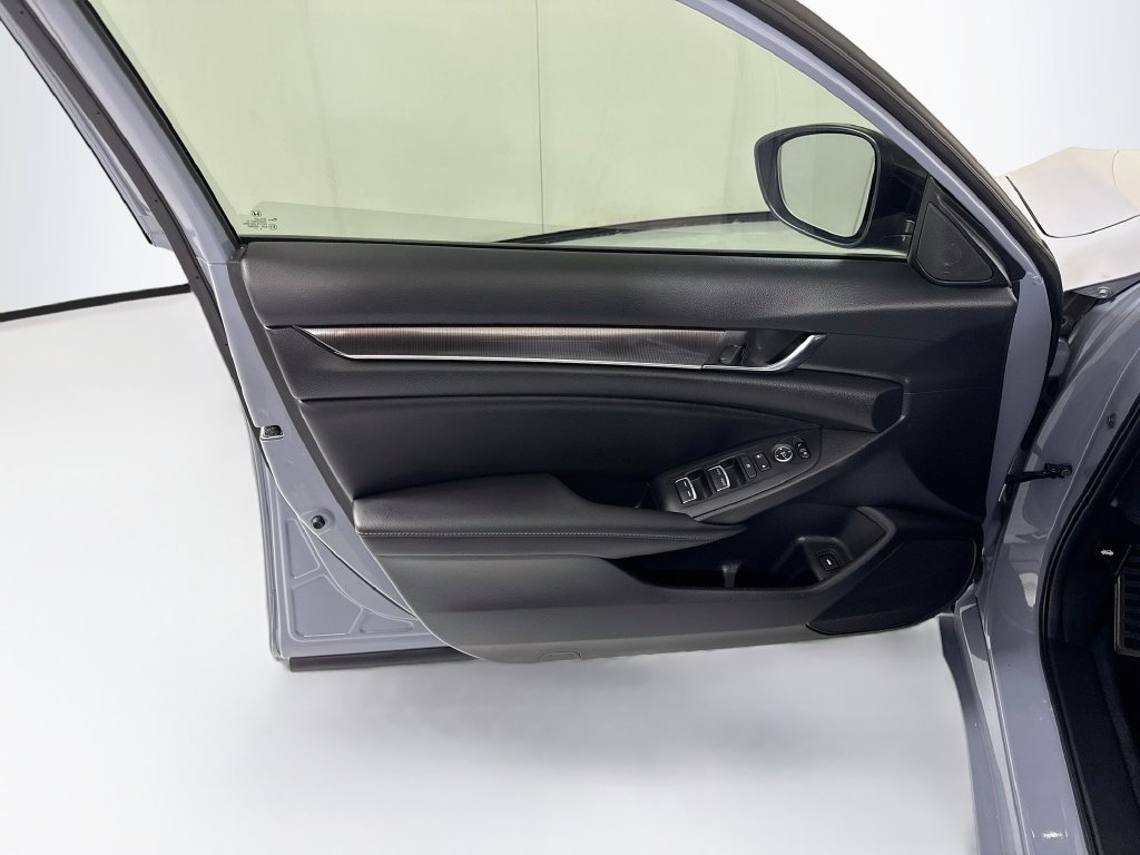 Used 2022 Honda Accord Sport image 24