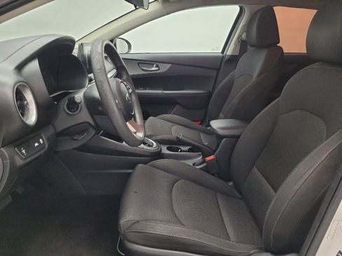 Used 2020 Kia Forte LXS FWD image 17