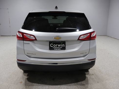 Used 2021 Chevrolet Equinox LT w/ Driver Convenience Package AWD/4WD image 3