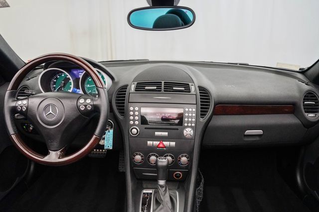 Used 2006 Mercedes-Benz SLK 350 image 12