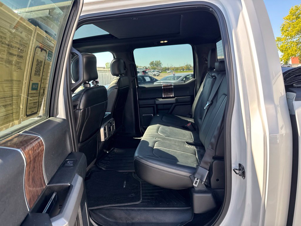 Used 2016 Ford F150 Platinum w/ Equipment Group 701A Luxury AWD/4WD image 35