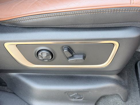 Used 2023 RAM 1500 Limited AWD/4WD image 28