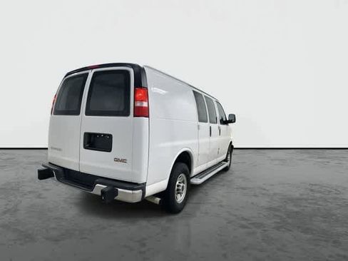 Used 2024 GMC Savana 2500 w/ Driver Convenience Package RWD image 3