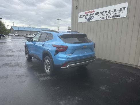 New 2026 Chevrolet Trax LT FWD image 6