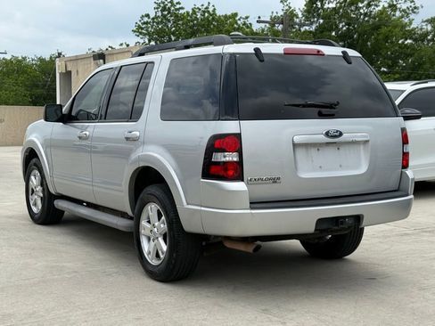 Used 2010 Ford Explorer XLT RWD image 5