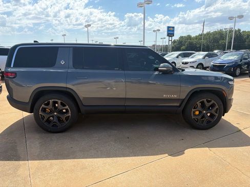 Used 2023 Rivian R1S Adventure AWD/4WD image 8