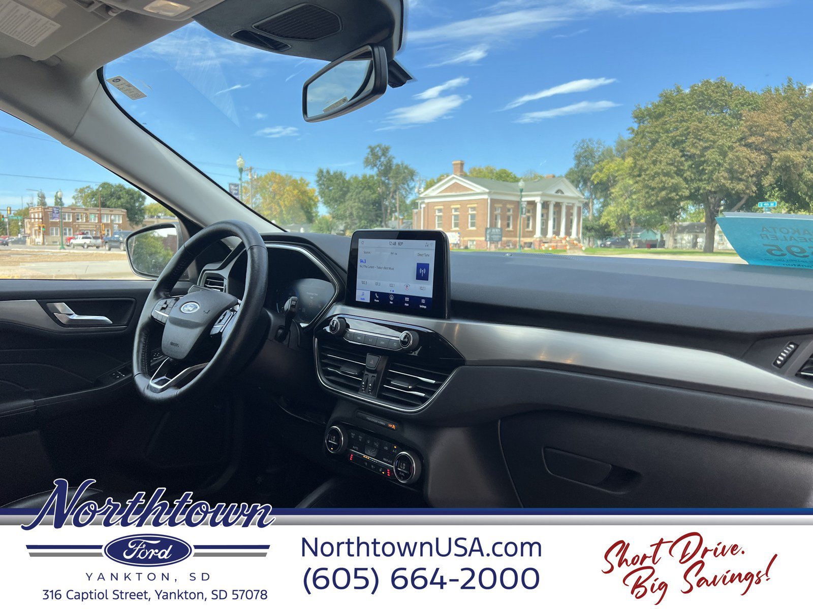 Used 2021 Ford Escape Titanium w/ Class II Trailer Tow Package AWD/4WD image 32