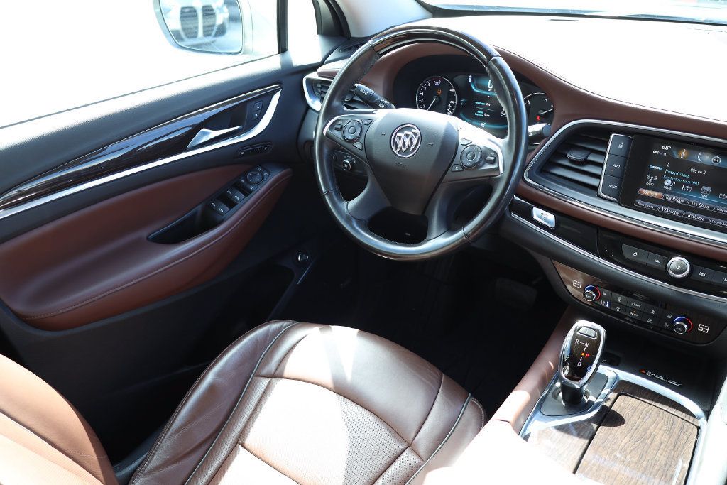 Used 2019 Buick Enclave Avenir w/ Avenir Technology Package AWD/4WD image 21