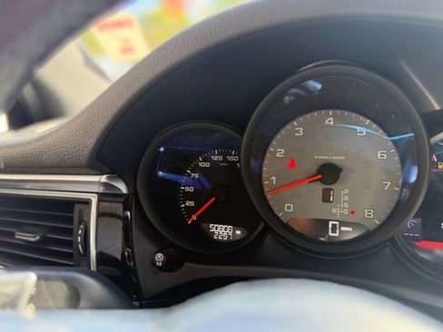 Used 2016 Porsche Macan S image 15