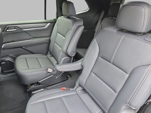 Certified 2024 GMC Acadia Elevation w/ LPO, Floor Liner Package FWD image 15