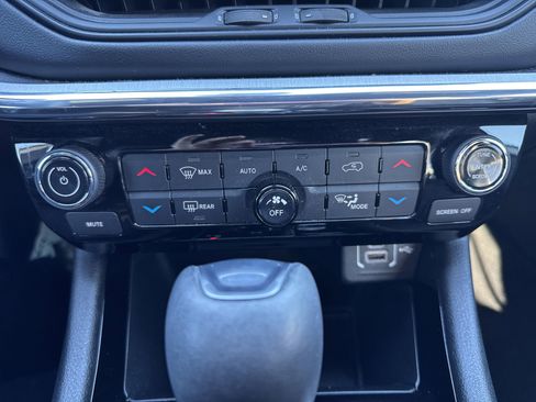 Used 2022 Jeep Compass High Altitude image 19