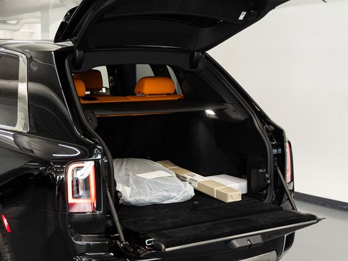 New 2026 Rolls-Royce Cullinan AWD/4WD image 21
