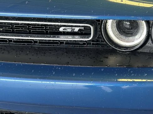 Used 2022 Dodge Challenger GT w/ Plus Package RWD image 9