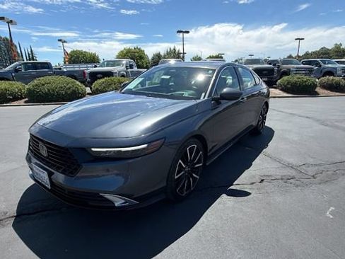 Used 2024 Honda Accord Touring image 1