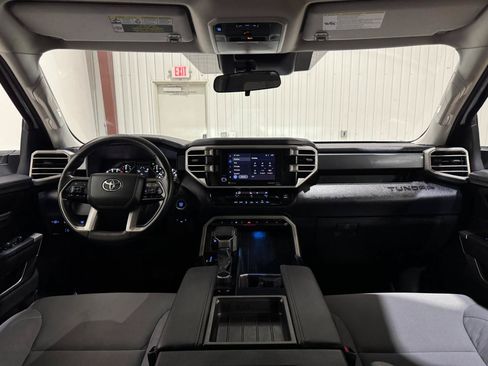 Used 2022 Toyota Tundra SR5 AWD/4WD image 19