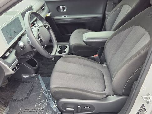 Certified 2024 Hyundai Ioniq 5 SEL RWD image 10
