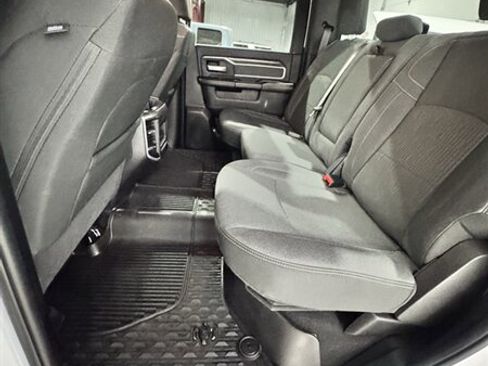 Used 2022 RAM 2500 Big Horn w/ Night Edition AWD/4WD image 10