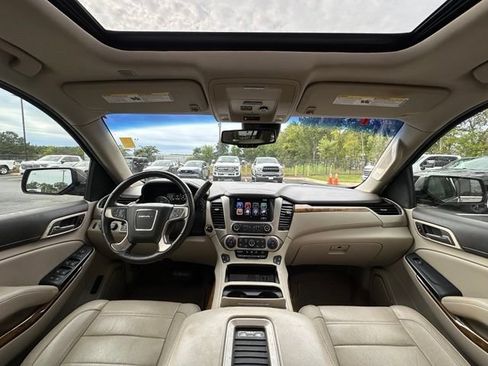Used 2017 GMC Yukon XL Denali w/ Open Road Package AWD/4WD image 2