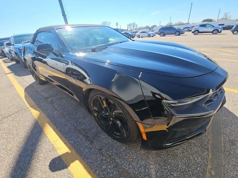 Used 2020 Chevrolet Camaro LT image 4