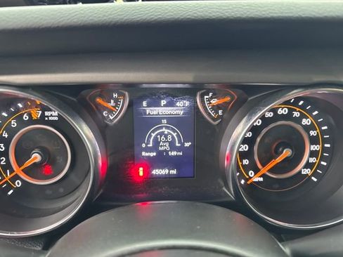 Used 2022 Jeep Wrangler Sport image 15