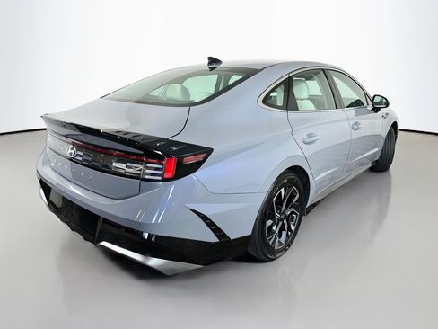 Certified 2025 Hyundai Sonata SEL FWD image 7