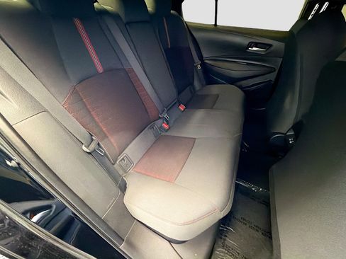 Used 2025 Toyota Corolla SE w/ SE Premium Package image 13